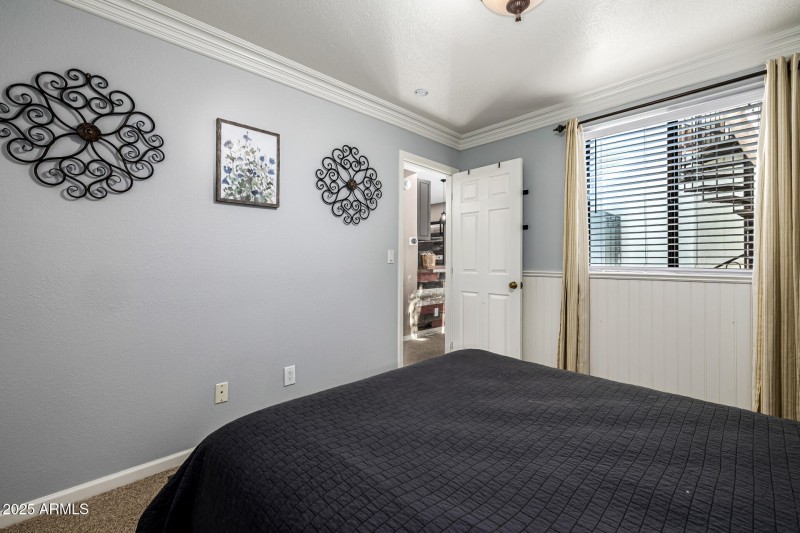 Guest bedroom 4