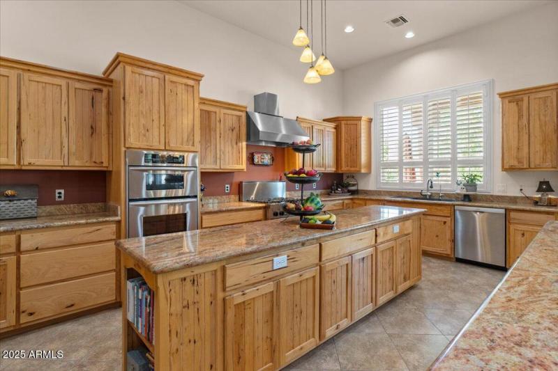 23-Kitchen