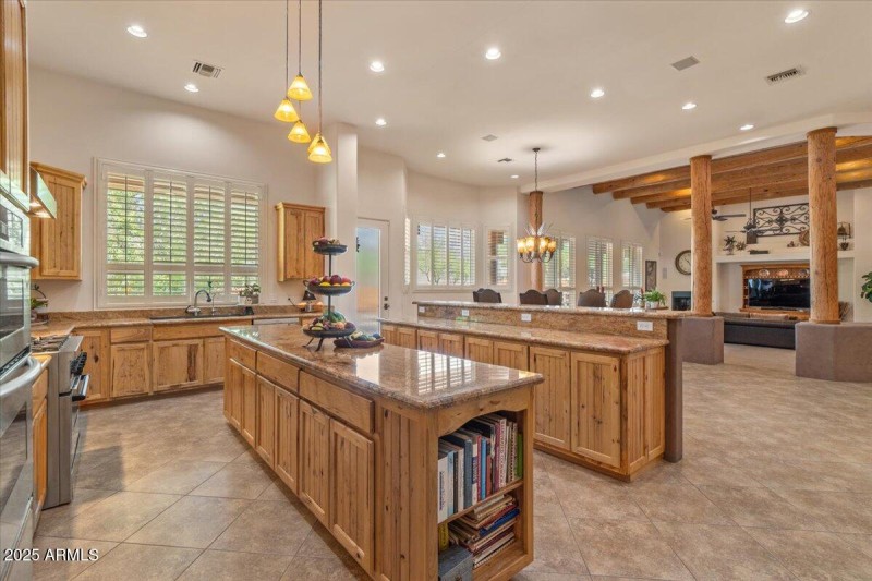 24-Kitchen