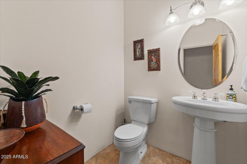 Powder room