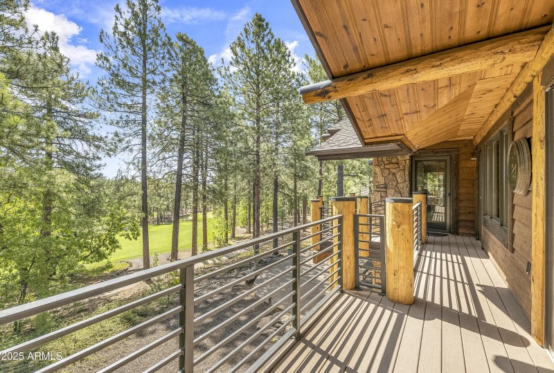 Deck off of primary suite