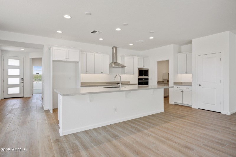 010_Kitchen