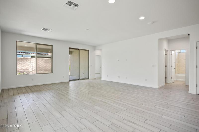 012_Living Room