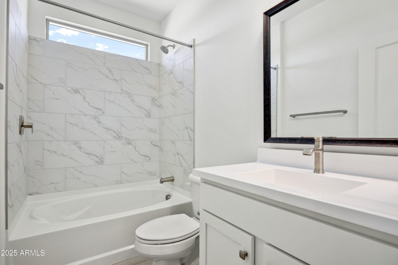 021_Bathroom 2