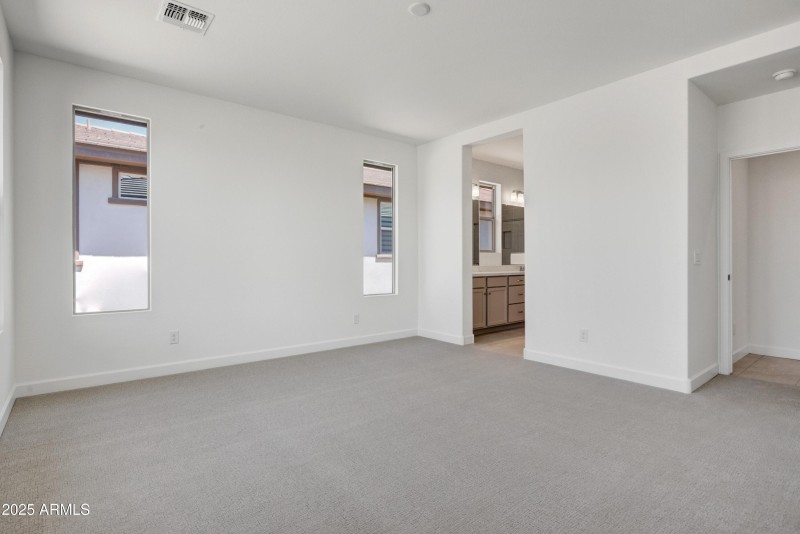 014_Primary Suite