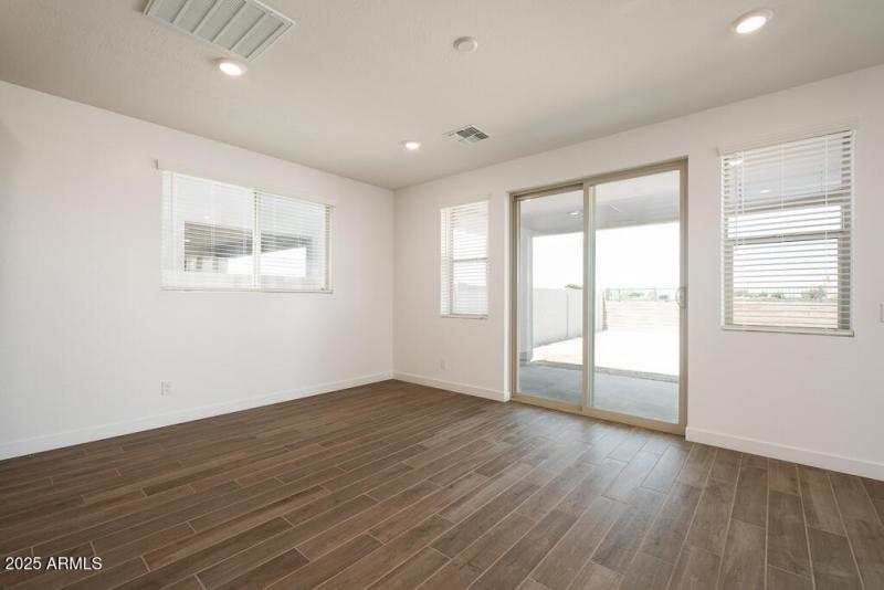 Tri Pointe Terraza 138 - Dining-4MLS