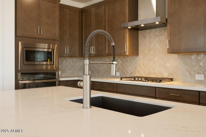 Tri Pointe Terraza 138 - Kitchen-3MLS