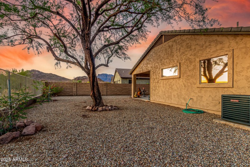 11 Hacienda