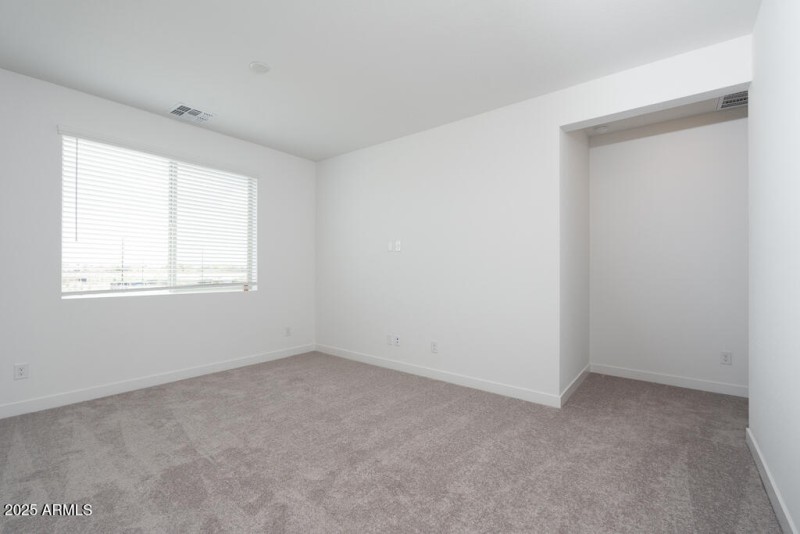 Tri Pointe Terraza 140 - Loft-1MLS