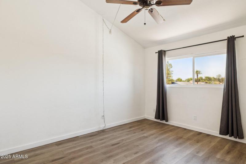 8-web-or-mls-520-n-stapley-dr-bldg-16-29