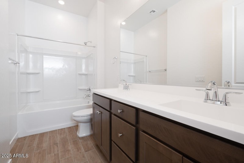 Tri Pointe Terraza 141 - Bathroom 2-1MLS