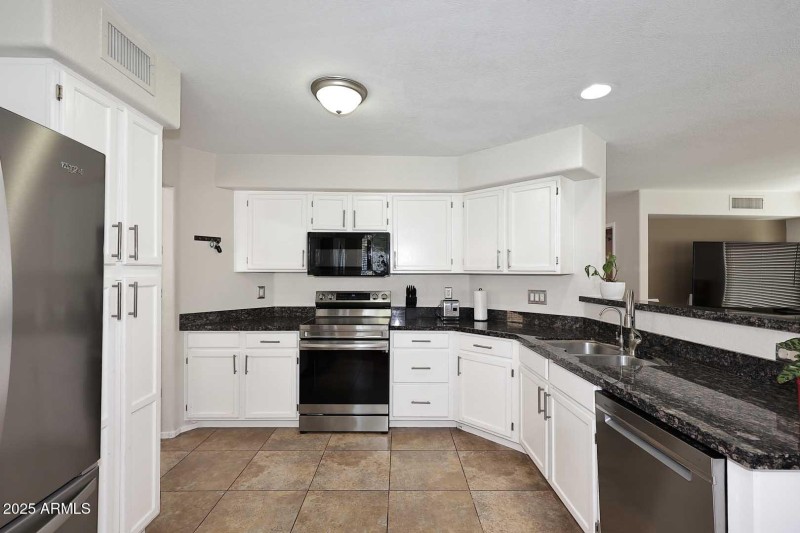Kitchen2