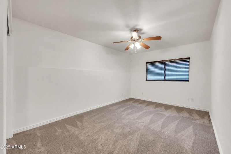 1903 E Jasper Dr-20
