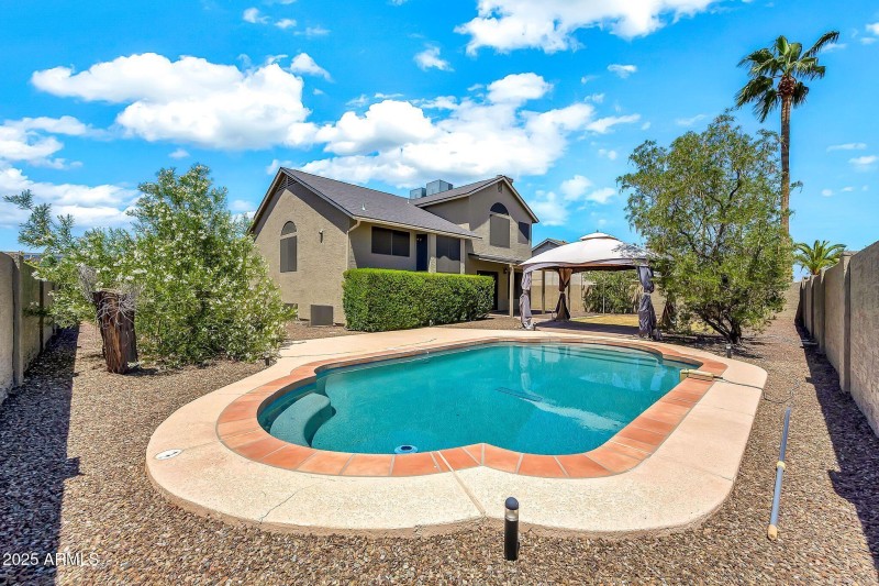 1903 E Jasper Dr-37