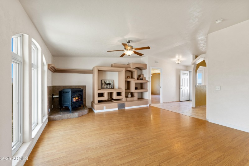 09-Living Room