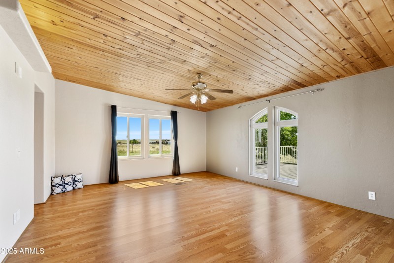Huge Primary Suite!
