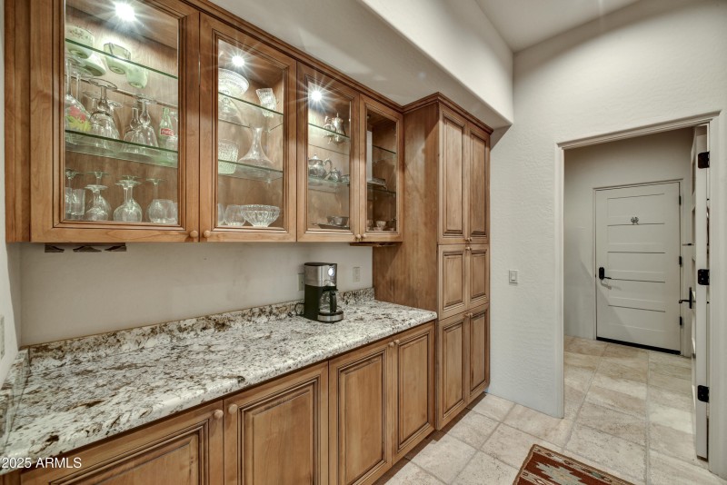 30-Butler's Pantry