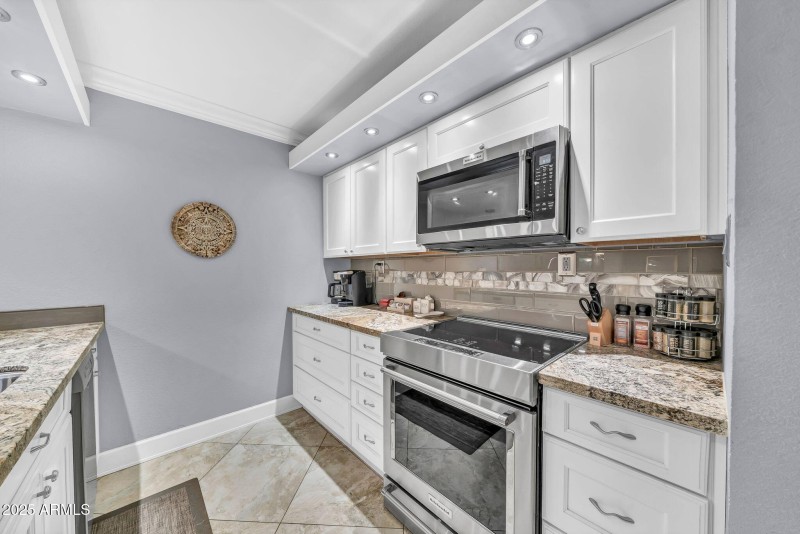 mls_7625 E Camelback-2