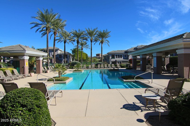 4-Kierland-Pool