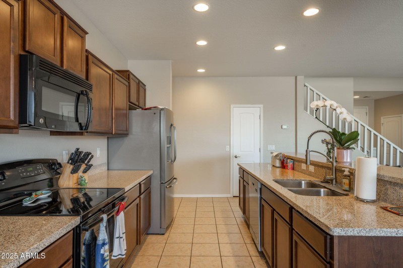 21-web-or-mls-13109-e-gonzalez-st
