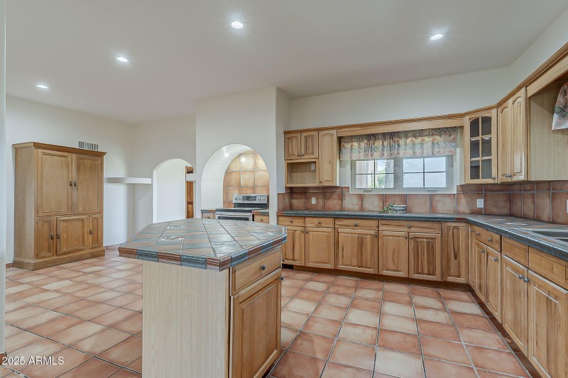 23-web-or-mls-Linda-23