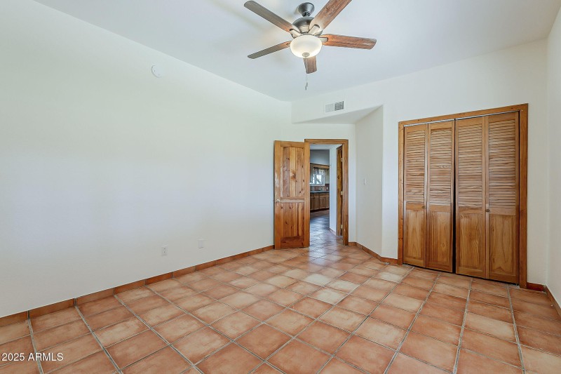 57-web-or-mls-Linda-57