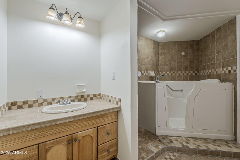 60-web-or-mls-Linda-60