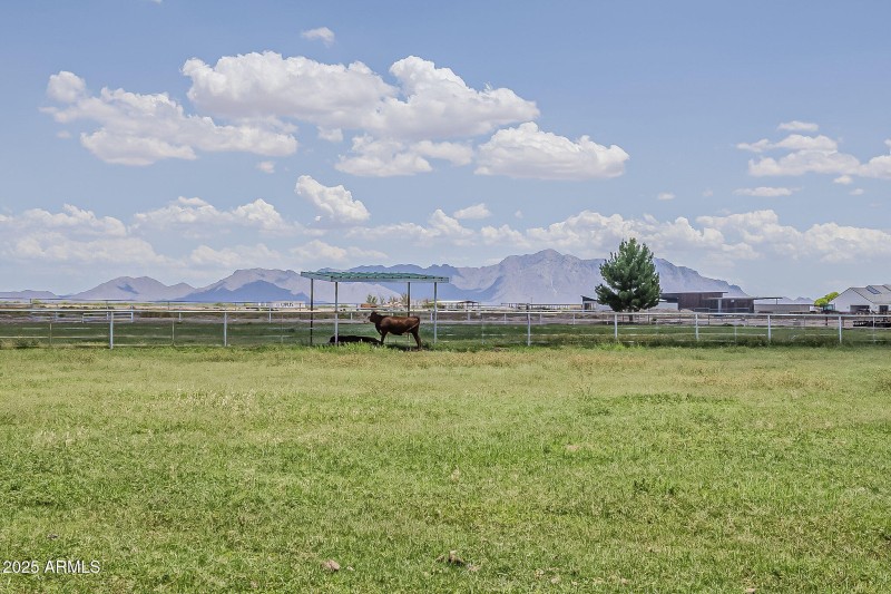 77-web-or-mls-Linda-77