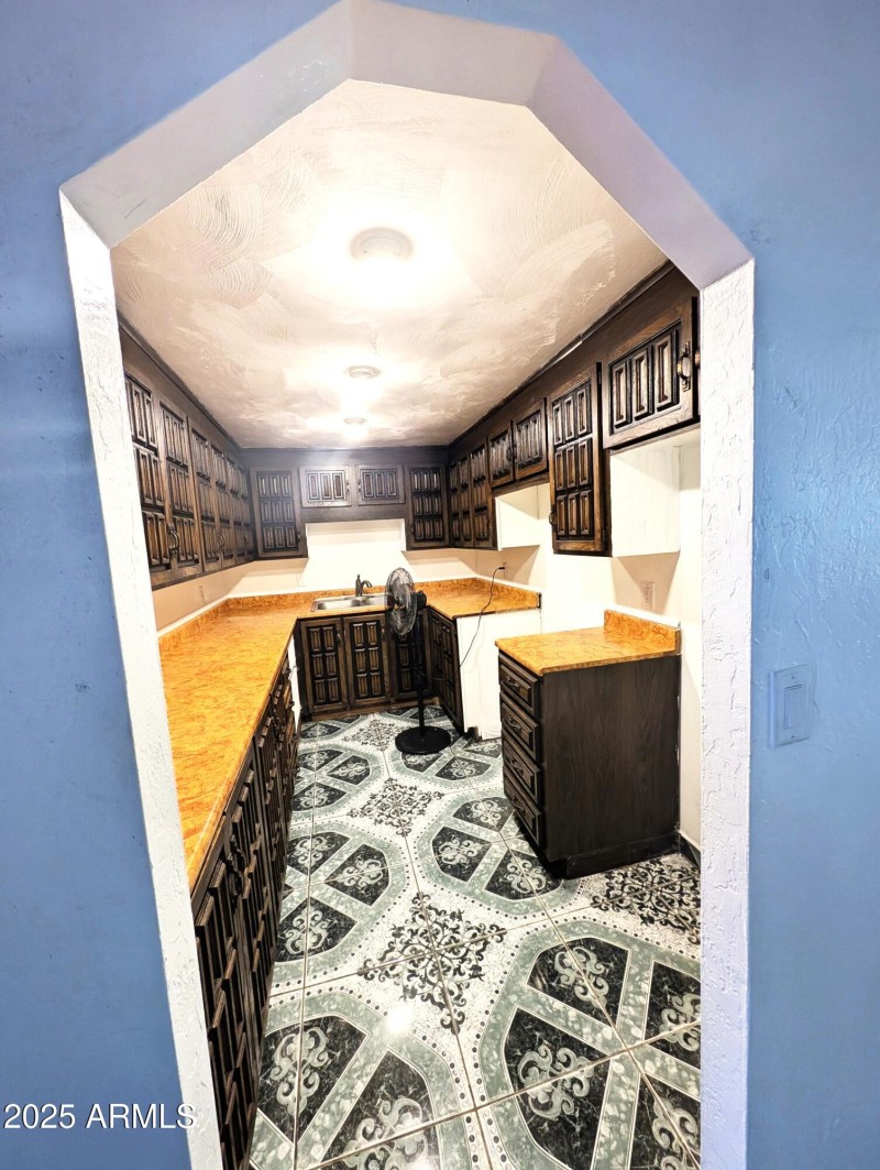 pic 16
