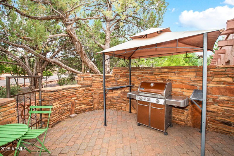 PatioDining