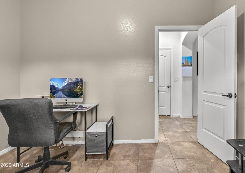 Jacklyn Office