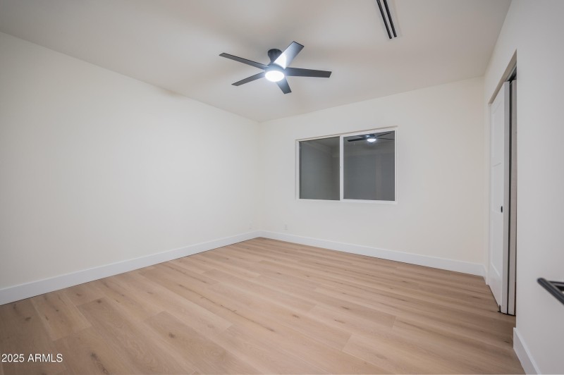 bedroom_4
