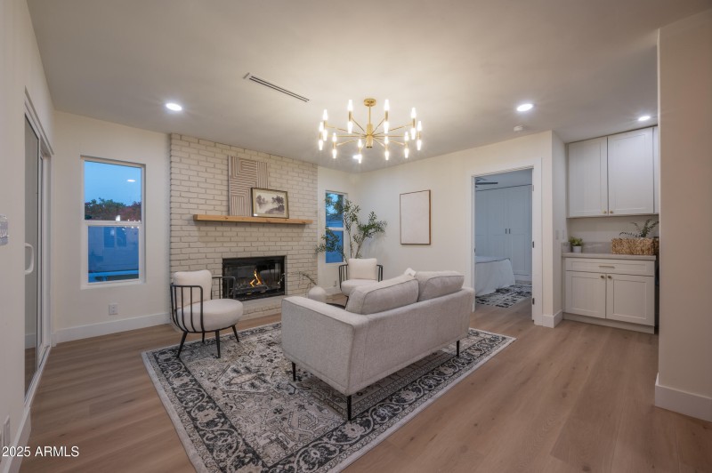 fireplace_room_2