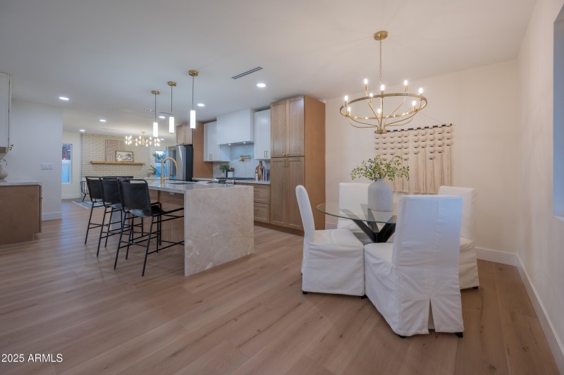 kitchen_dining