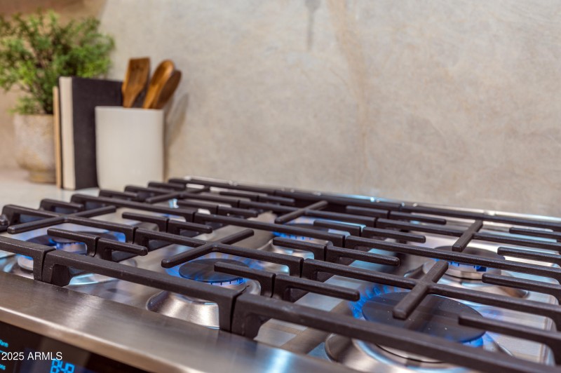 kitchen_gas_cooktop