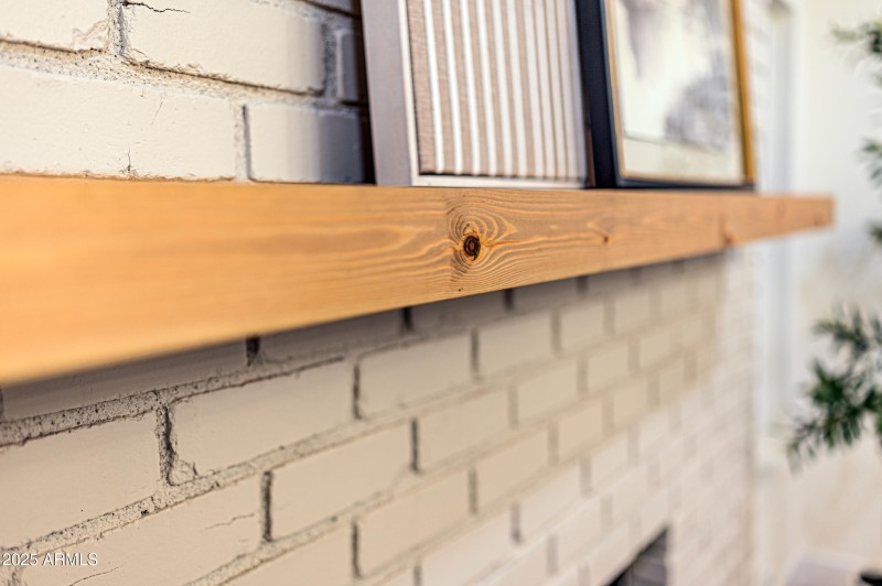 wood_beam_fireplace_mantle
