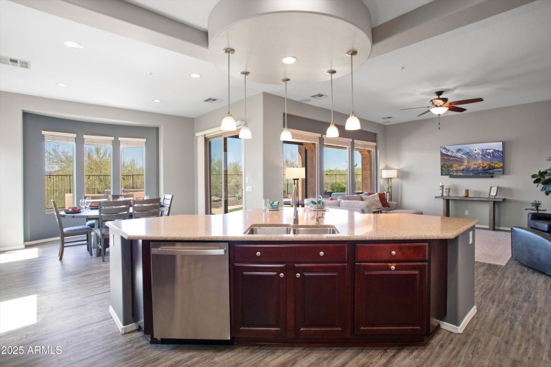 IDEAL FLOORPLAN FOR ENTERTAINING