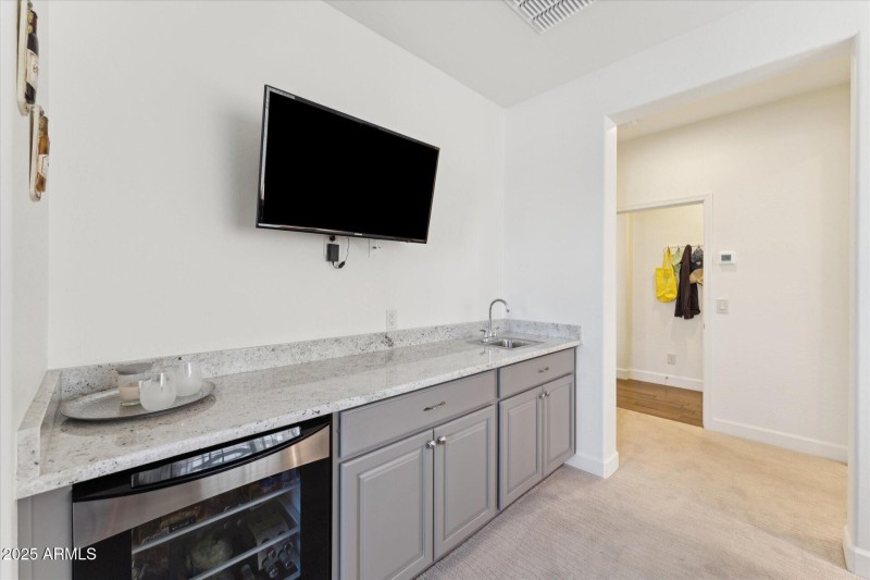 Guest Suite Bar