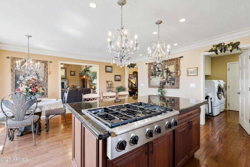 08-Kitchen
