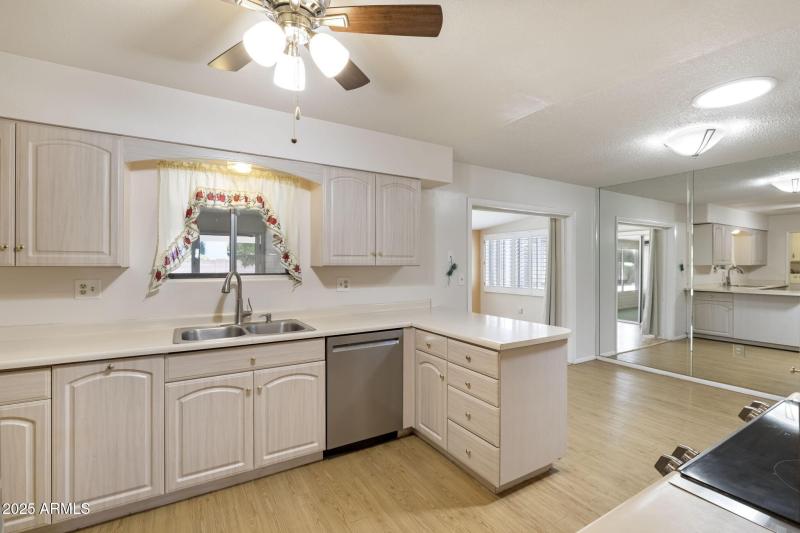 10222 N 105th Dr, Sun City - 230