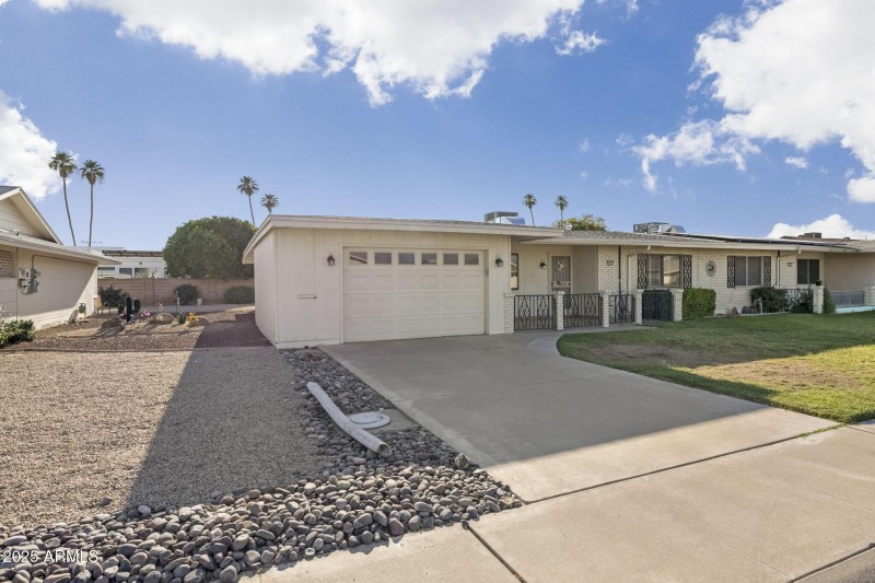 10222 N 105th Dr, Sun City - 320