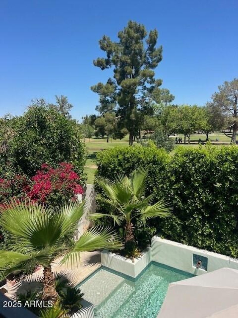 Outdoor1