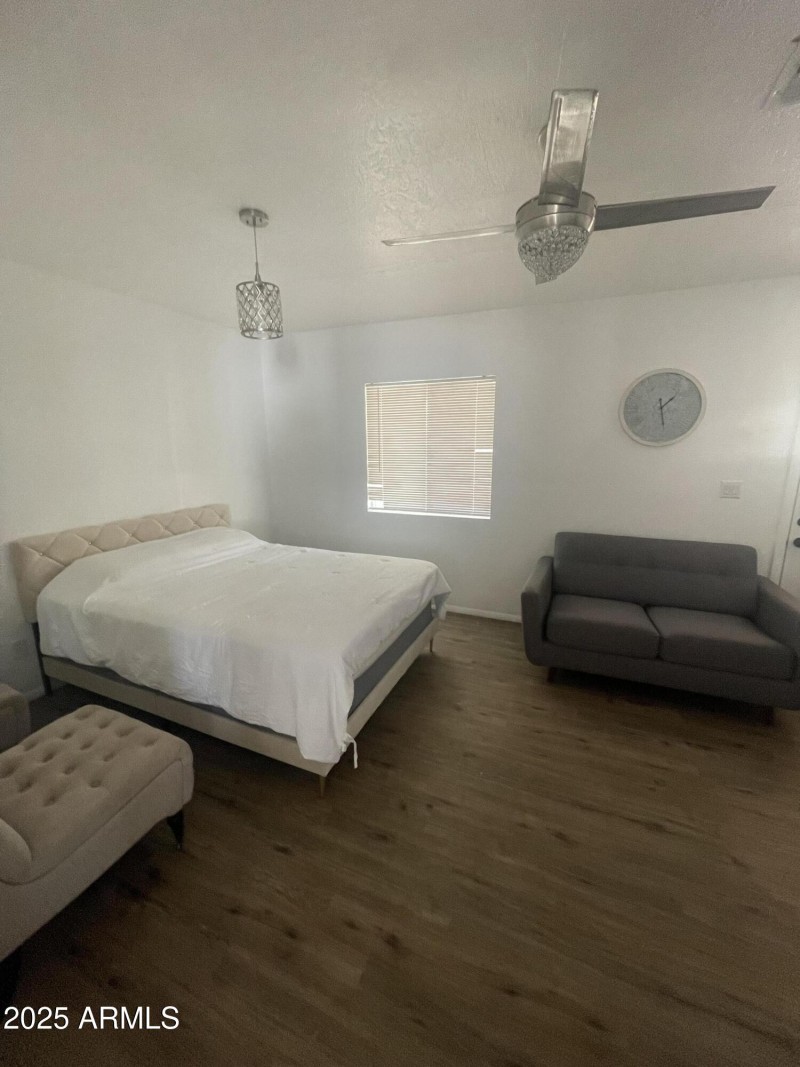 Fourth Bedroom Kadota