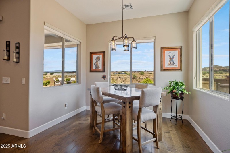 069-Dining Room