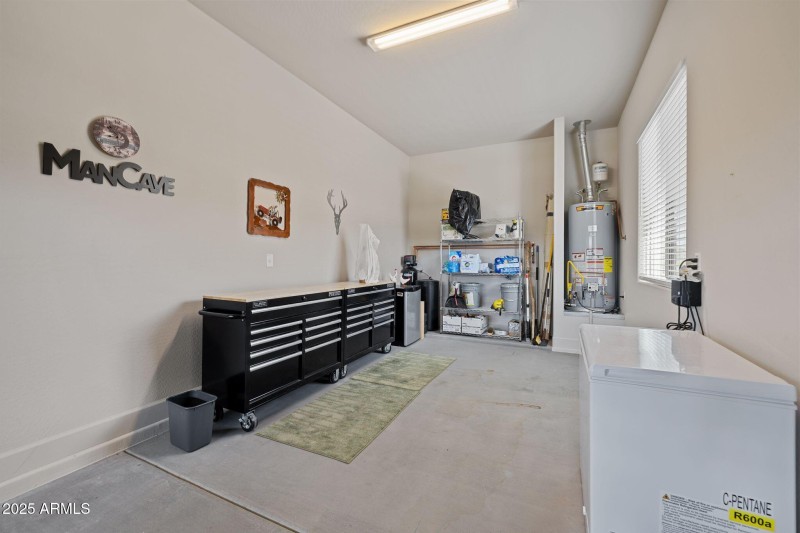 Tandem Garage Bay