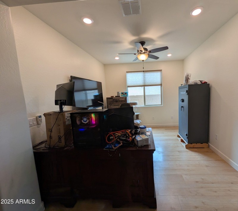 Den/Flex room