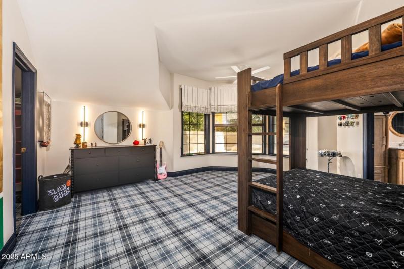Junior Suite #1