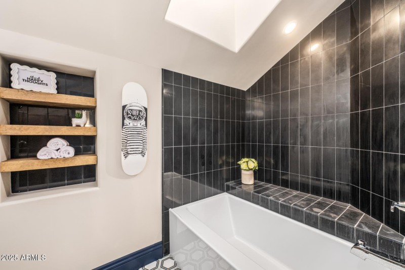Junior Suite #1