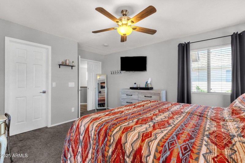 25409 N 40th