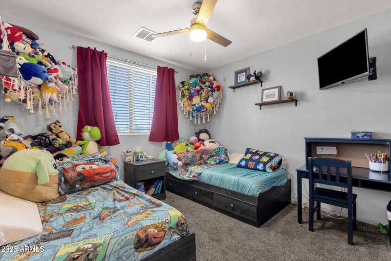 25409 N 40th